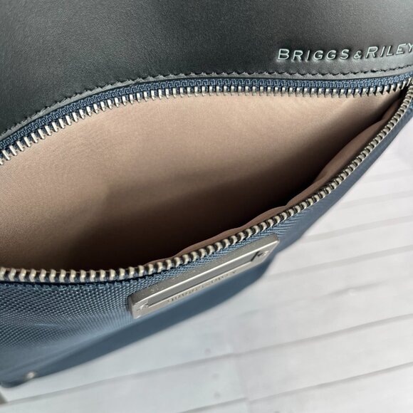 Briggs and Riley Backpack Only Used Twice - Picture 4 of 11